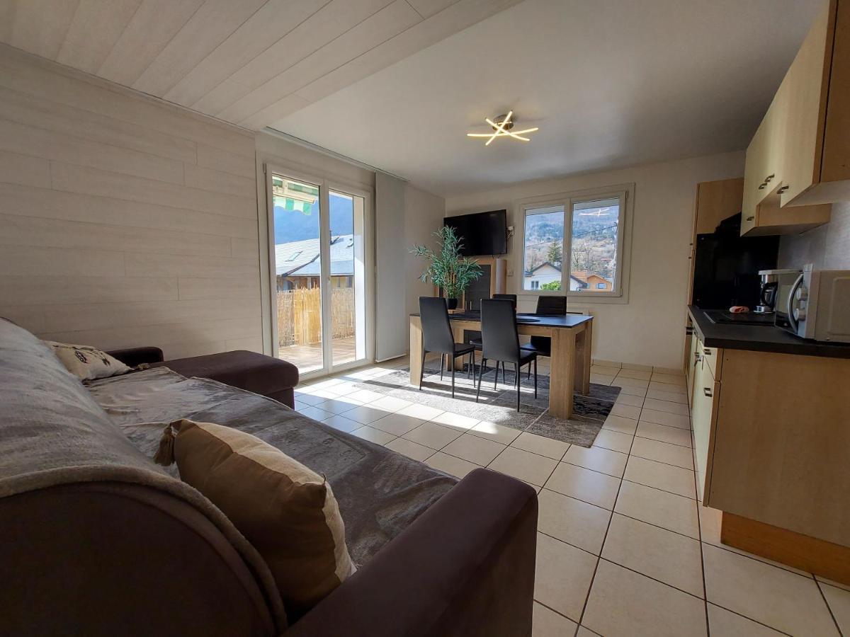 Entre Lac Et Montagne, Proche Centre De St Jorioz, Spacieux Et Confortable Appartement Avec Grande Terrasse Saint-Jorioz Exteriör bild