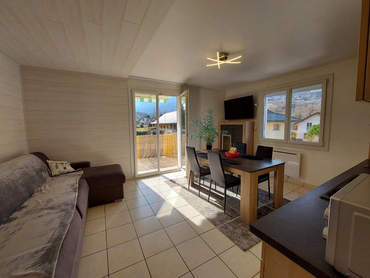 Entre Lac Et Montagne, Proche Centre De St Jorioz, Spacieux Et Confortable Appartement Avec Grande Terrasse Saint-Jorioz Exteriör bild